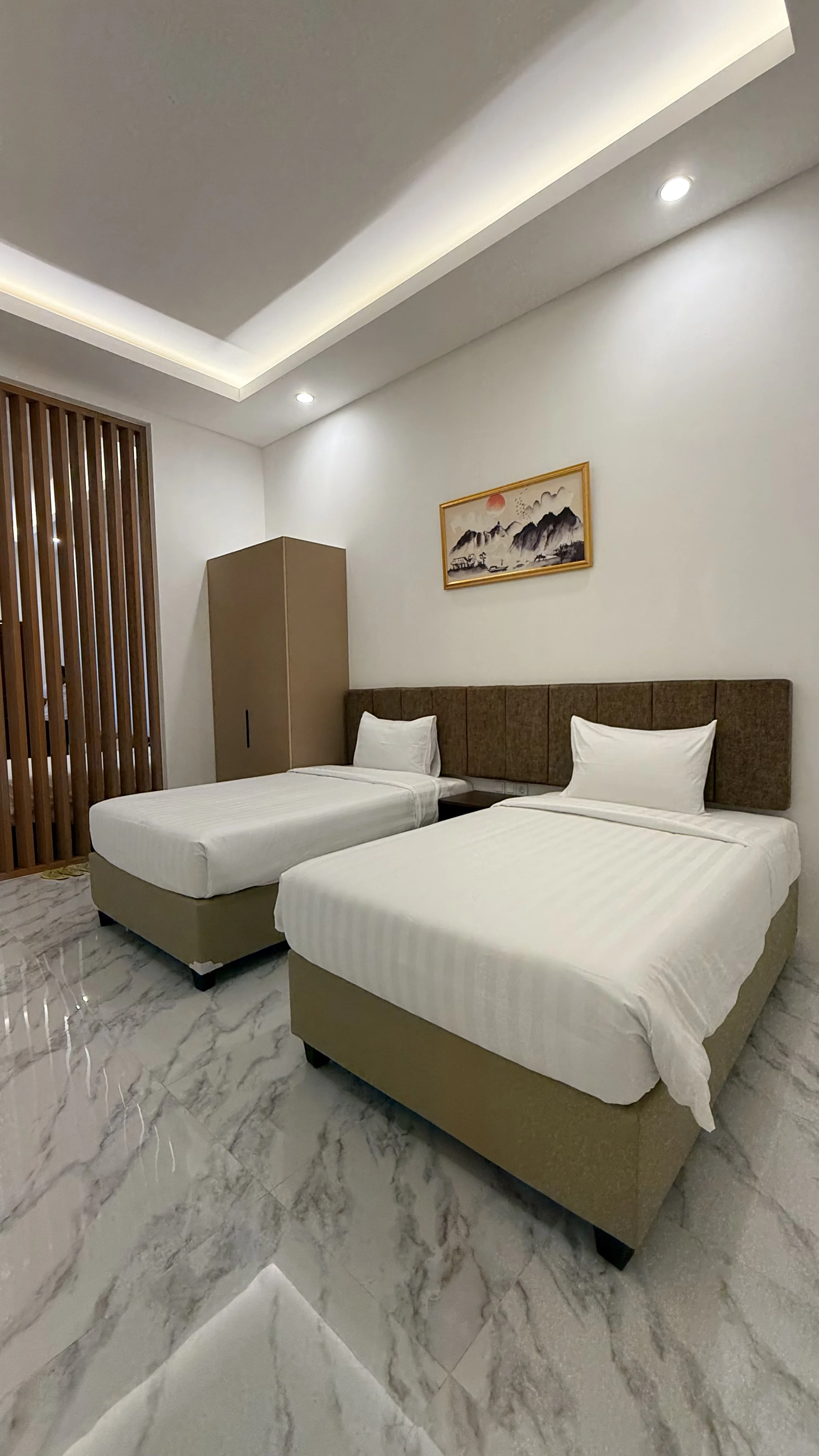 Elegant Executive Triple bedroom with premium furnishings
